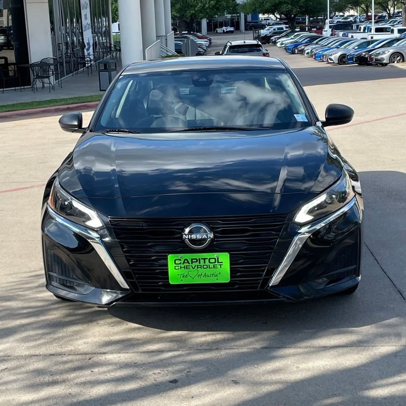 2024 Nissan Altima - Image 7