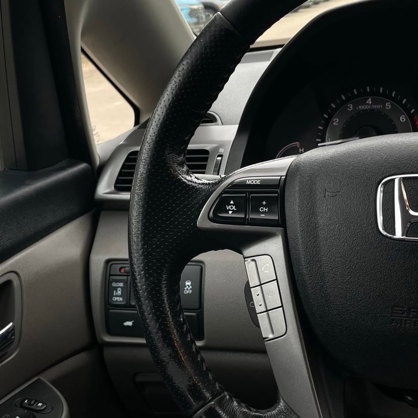 2014 Honda Odyssey - Image 13
