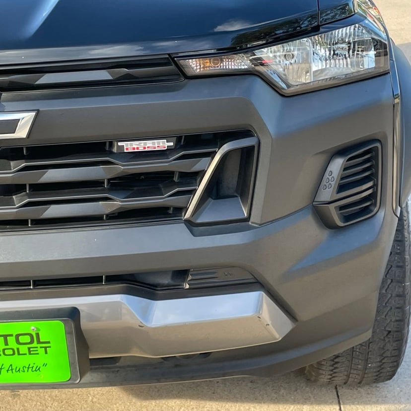 2023 Chevrolet Colorado - Image 8