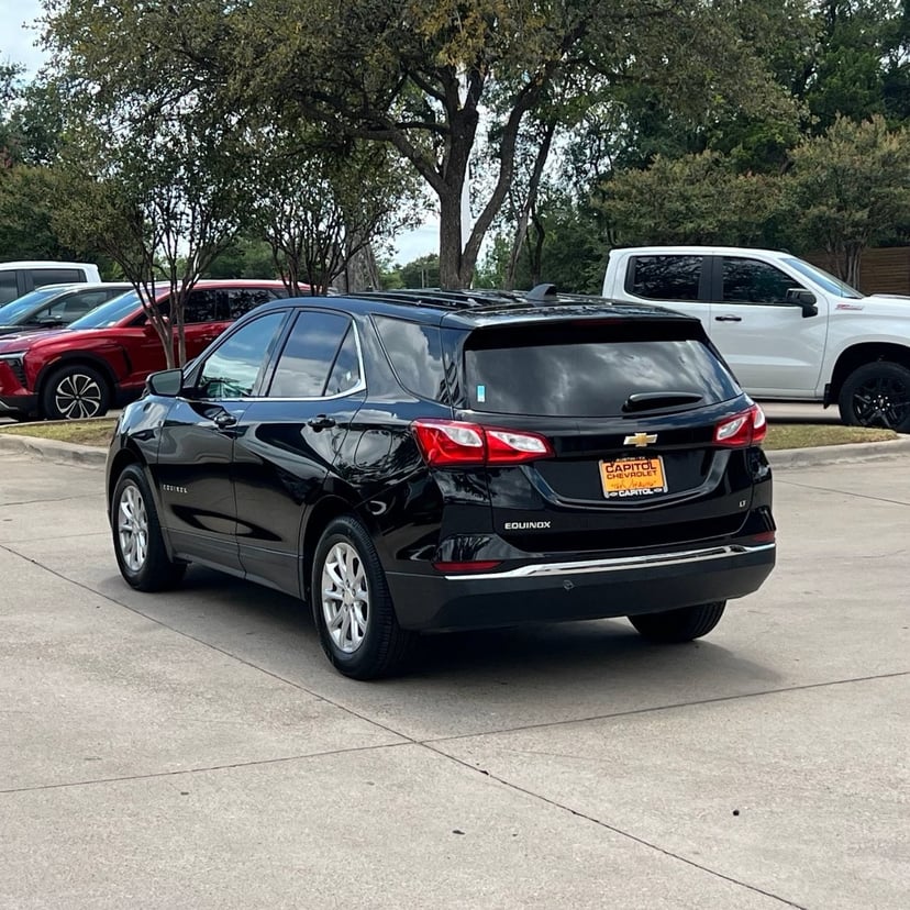 2020 Chevrolet Equinox - Image 2