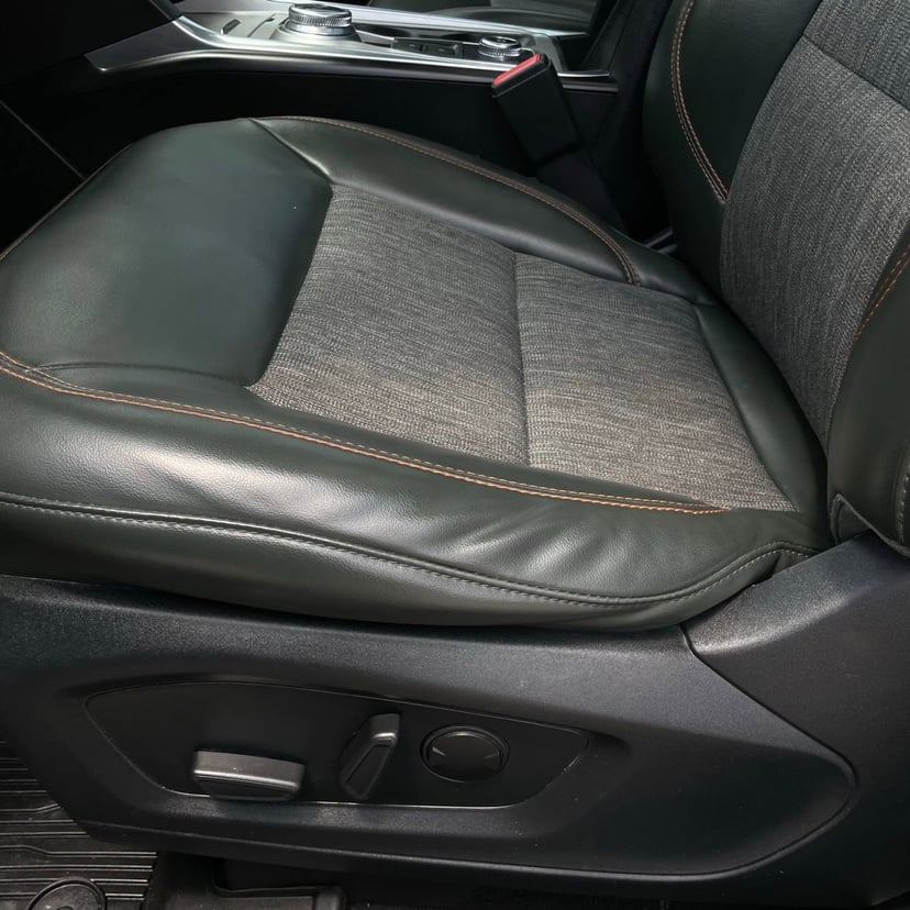 2022 Ford Explorer - Image 21