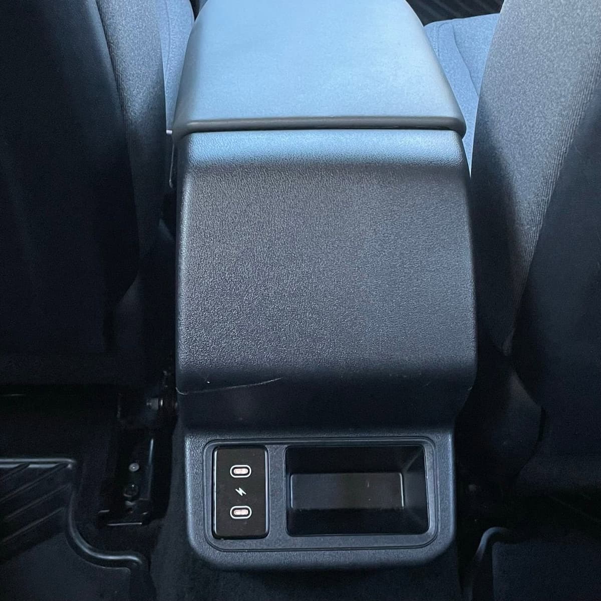 2025 Kia K4 - Image 22