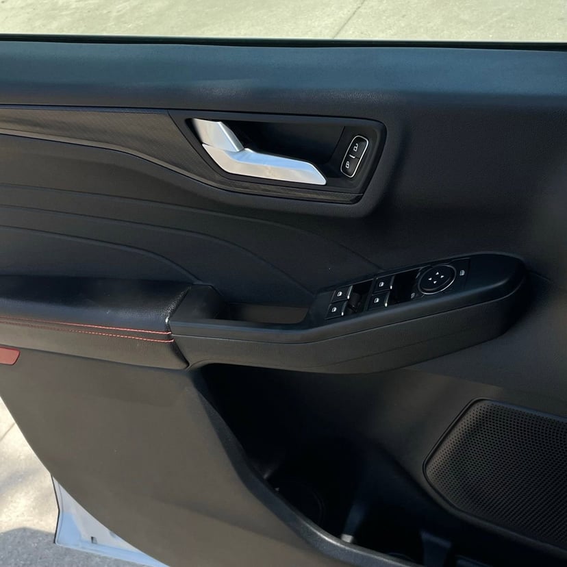 2025 Ford Escape - Image 20