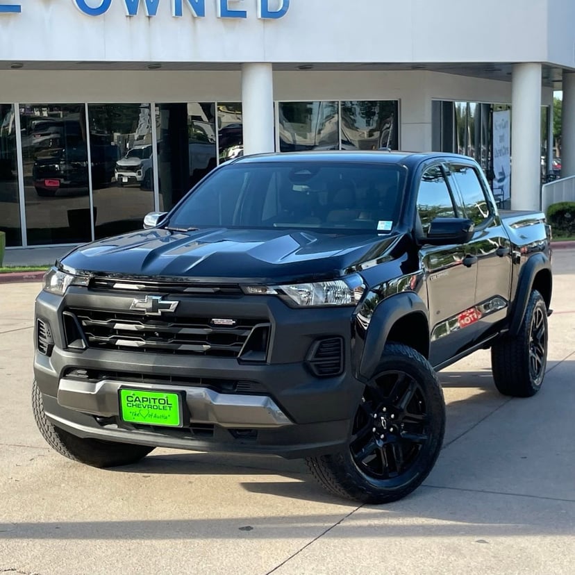 2023 Chevrolet Colorado - Image 10