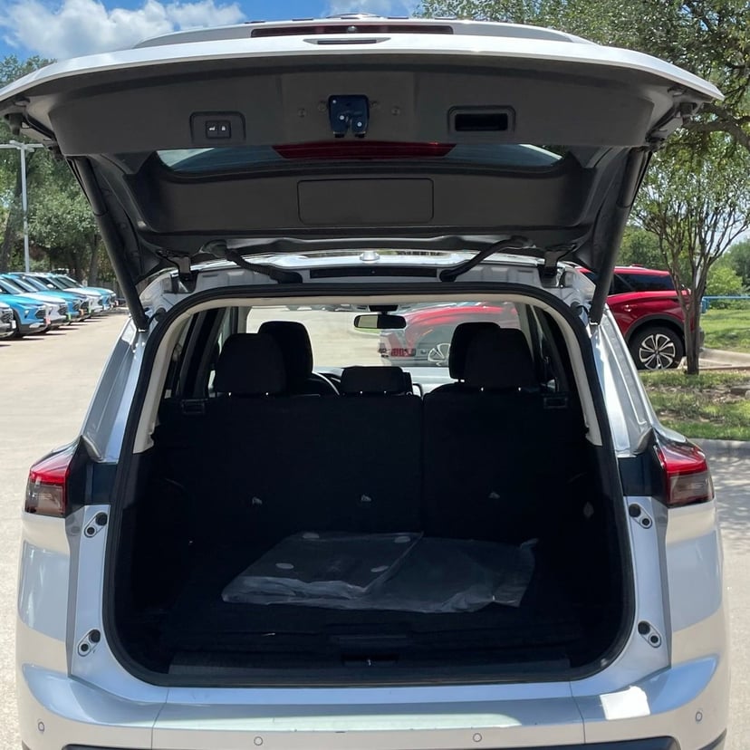 2024 Nissan Rogue - Image 26