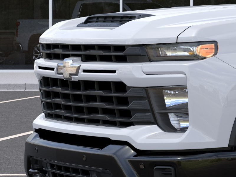 2026 Chevrolet Silverado 2500 HD - Image 13