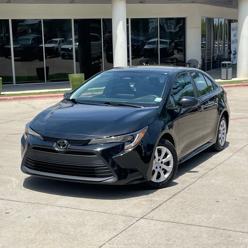 2025 Toyota Corolla - Image 9