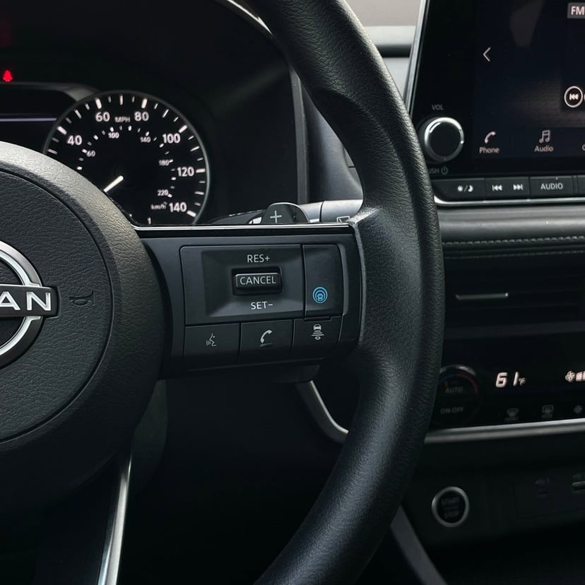 2023 Nissan Rogue - Image 15