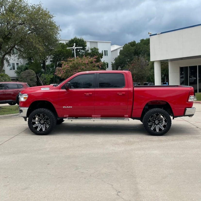 2022 Ram 1500 - Image 2