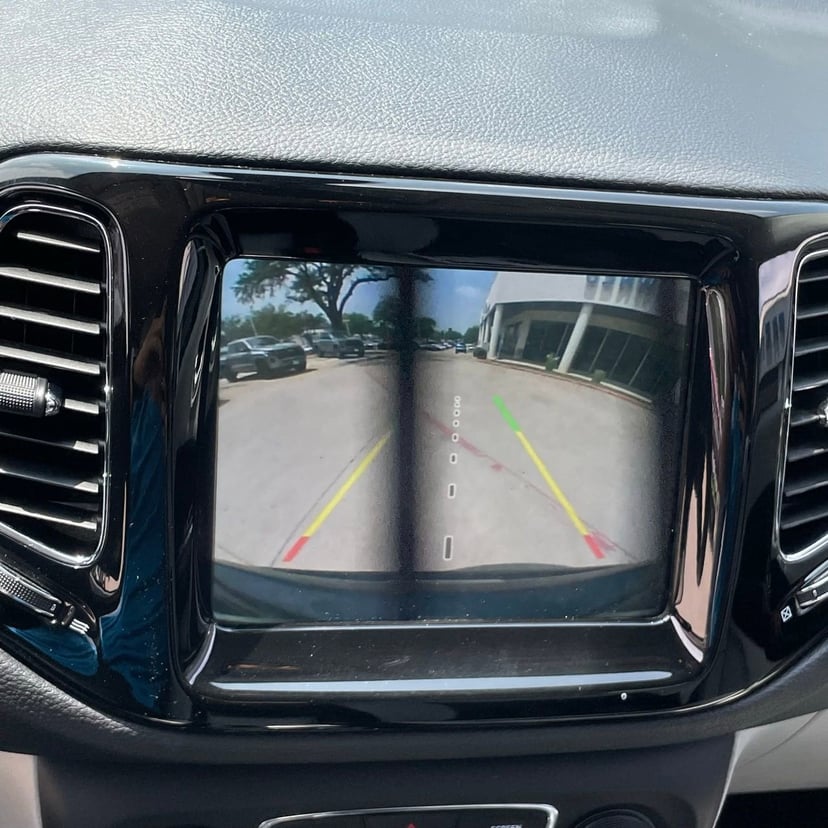 2019 Jeep Compass - Image 19
