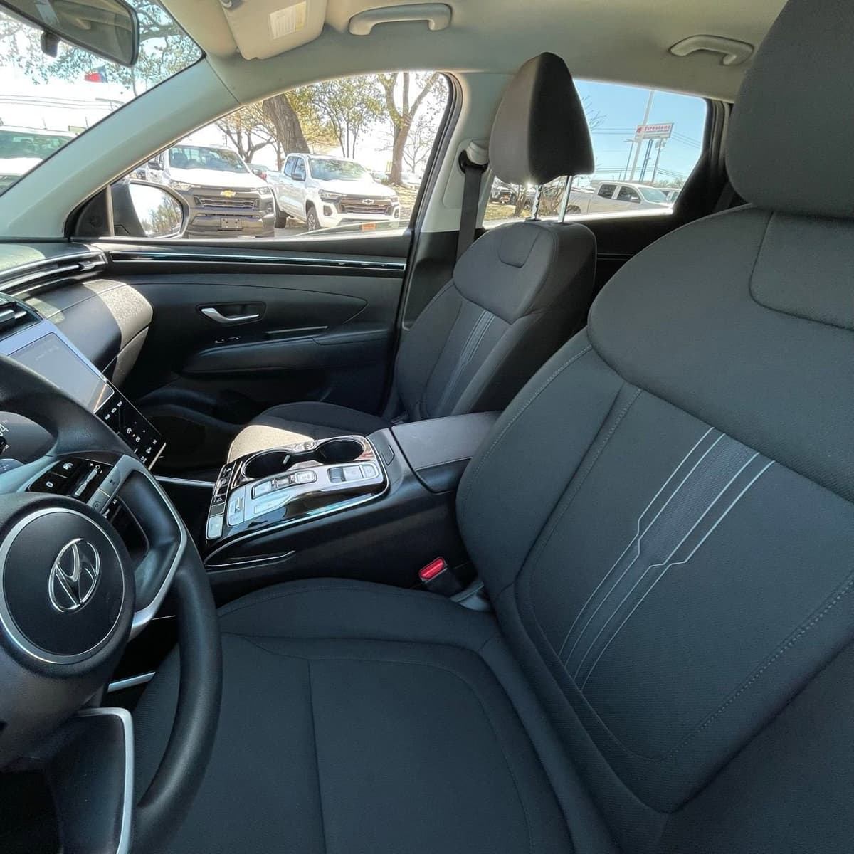 2024 Hyundai Tucson Hybrid - Image 18