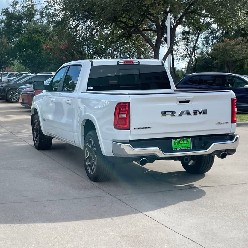 2025 Ram 1500 - Image 4