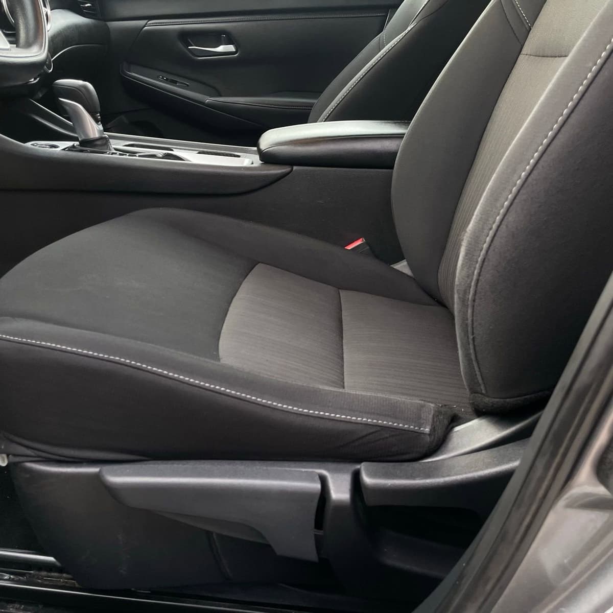 2023 Nissan Sentra - Image 23