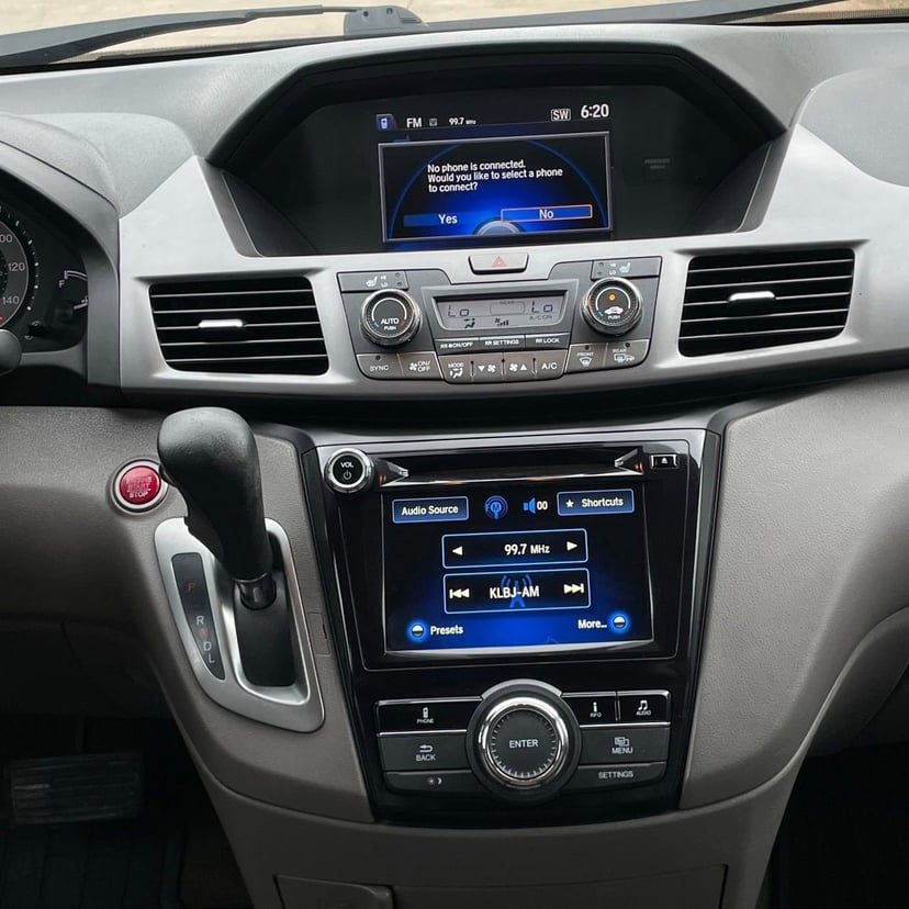 2014 Honda Odyssey - Image 17