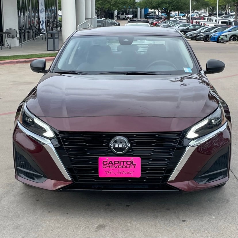 2024 Nissan Altima - Image 6