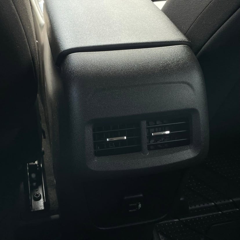 2024 Chevrolet Equinox - Image 24