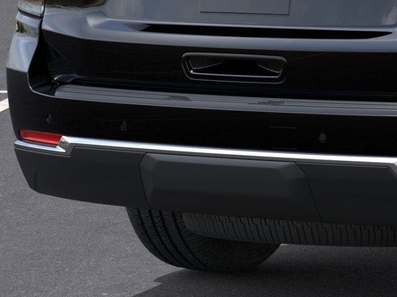 2026 Chevrolet Suburban - Image 14