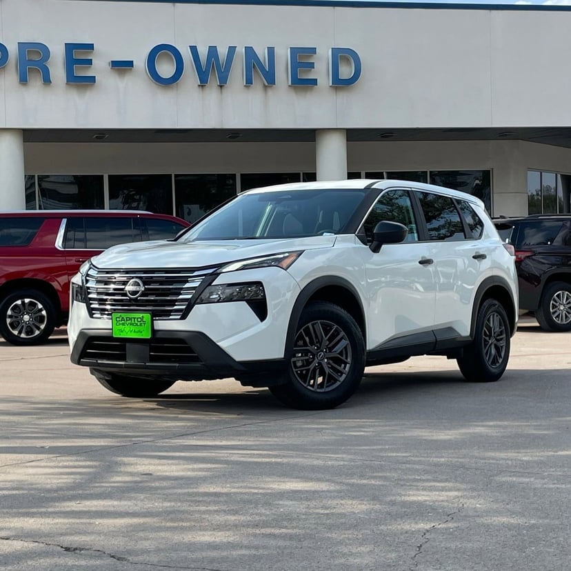 2024 Nissan Rogue - Image 2