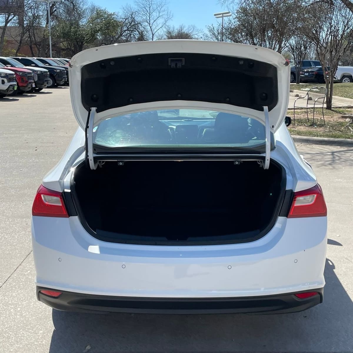 2024 Chevrolet Malibu - Image 26