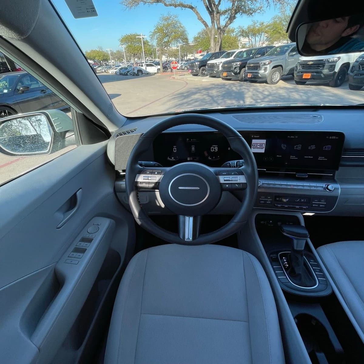 2025 Hyundai Kona - Image 10