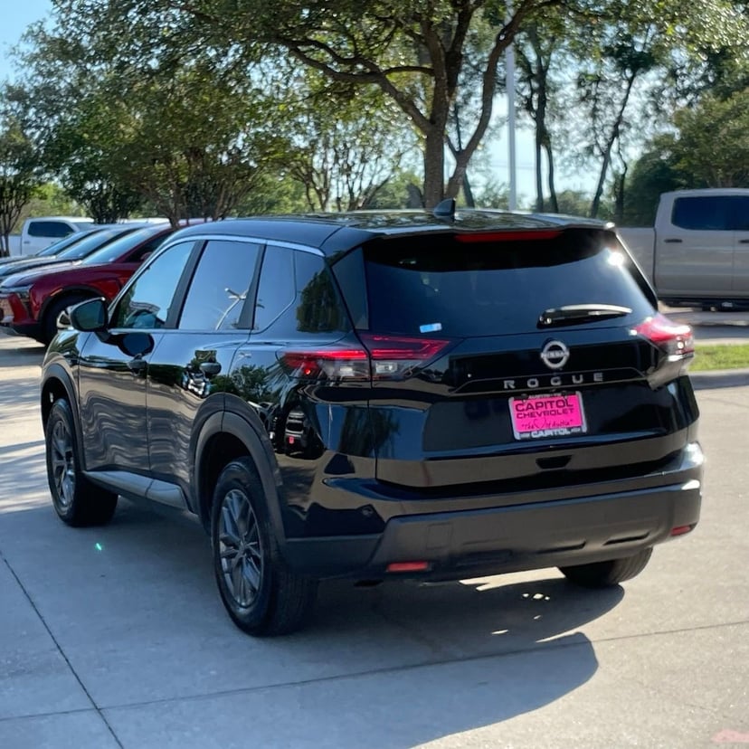 2024 Nissan Rogue - Image 4