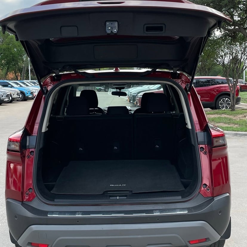 2023 Nissan Rogue - Image 26