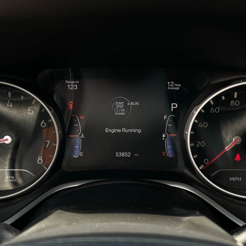 2019 Jeep Compass - Image 16