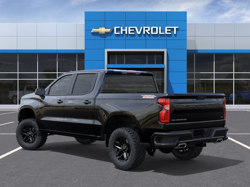 2026 Chevrolet Silverado 1500 - Image 3