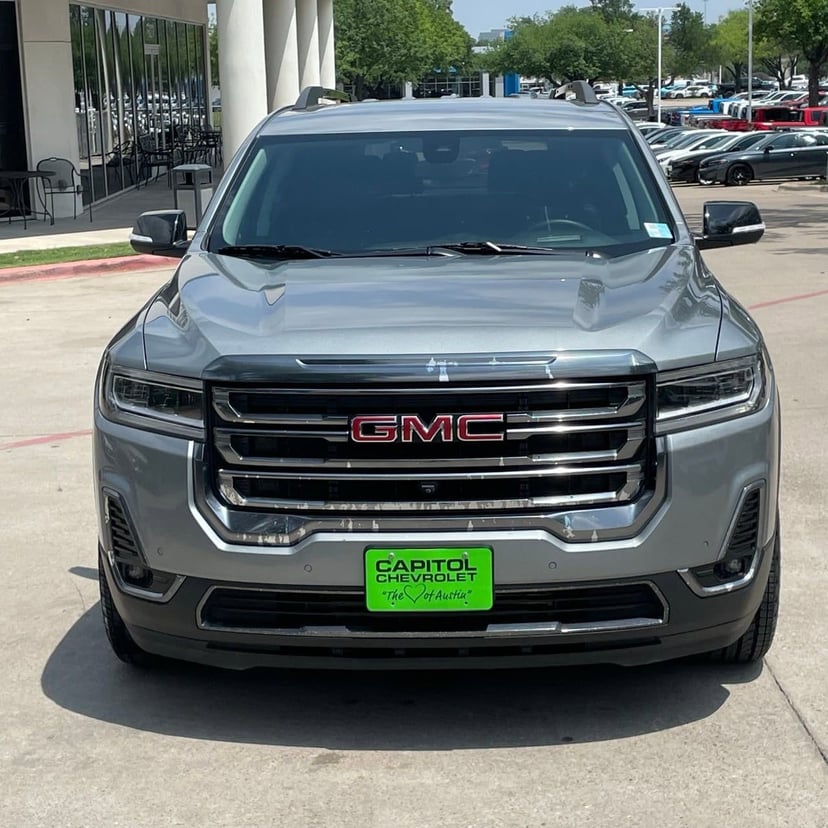 2023 GMC Acadia - Image 7