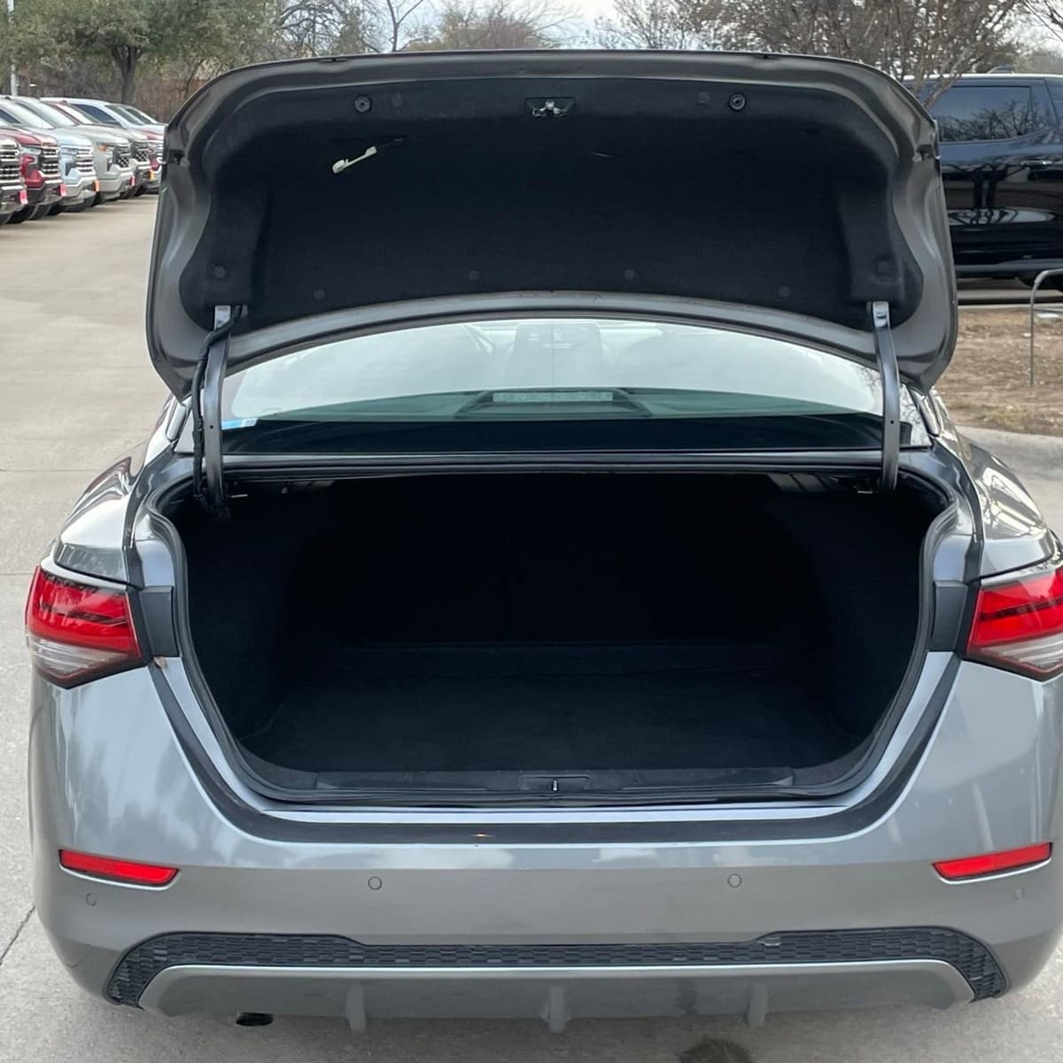 2023 Nissan Sentra - Image 26