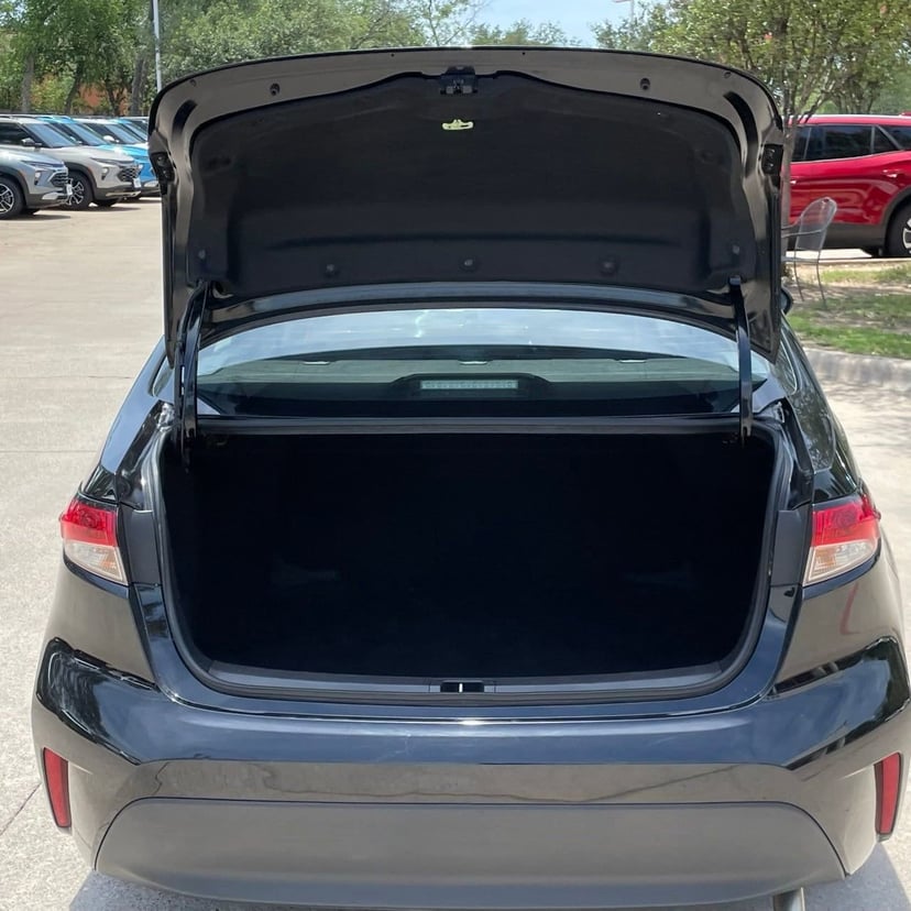 2025 Toyota Corolla - Image 24