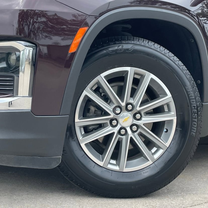 2023 Chevrolet Traverse - Image 9