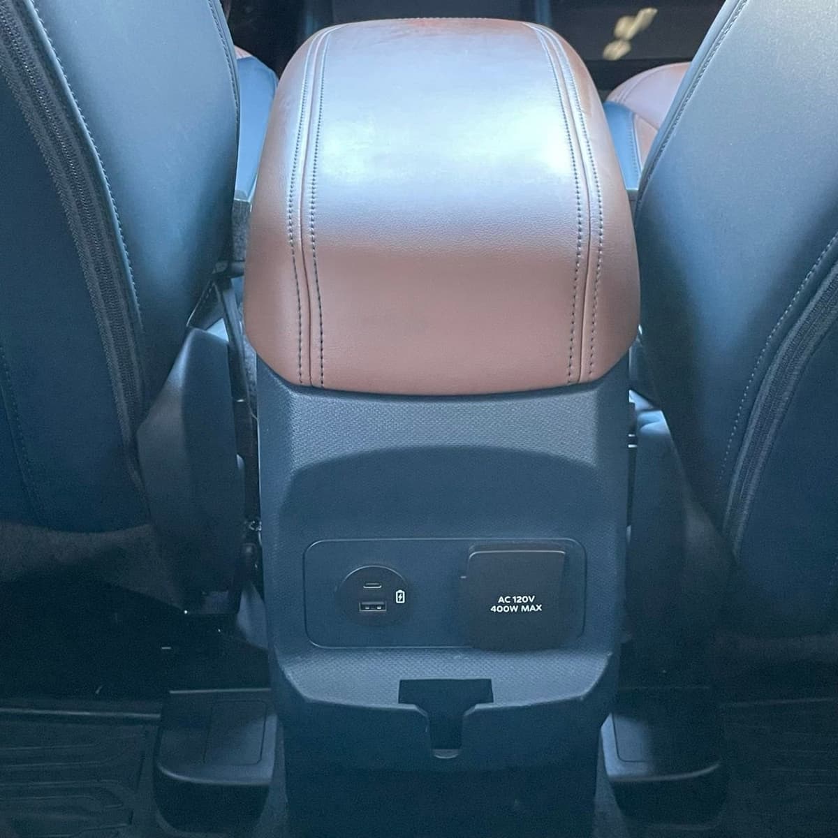 2022 Ford Maverick - Image 25