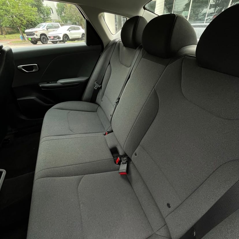 2025 Kia K4 - Image 23