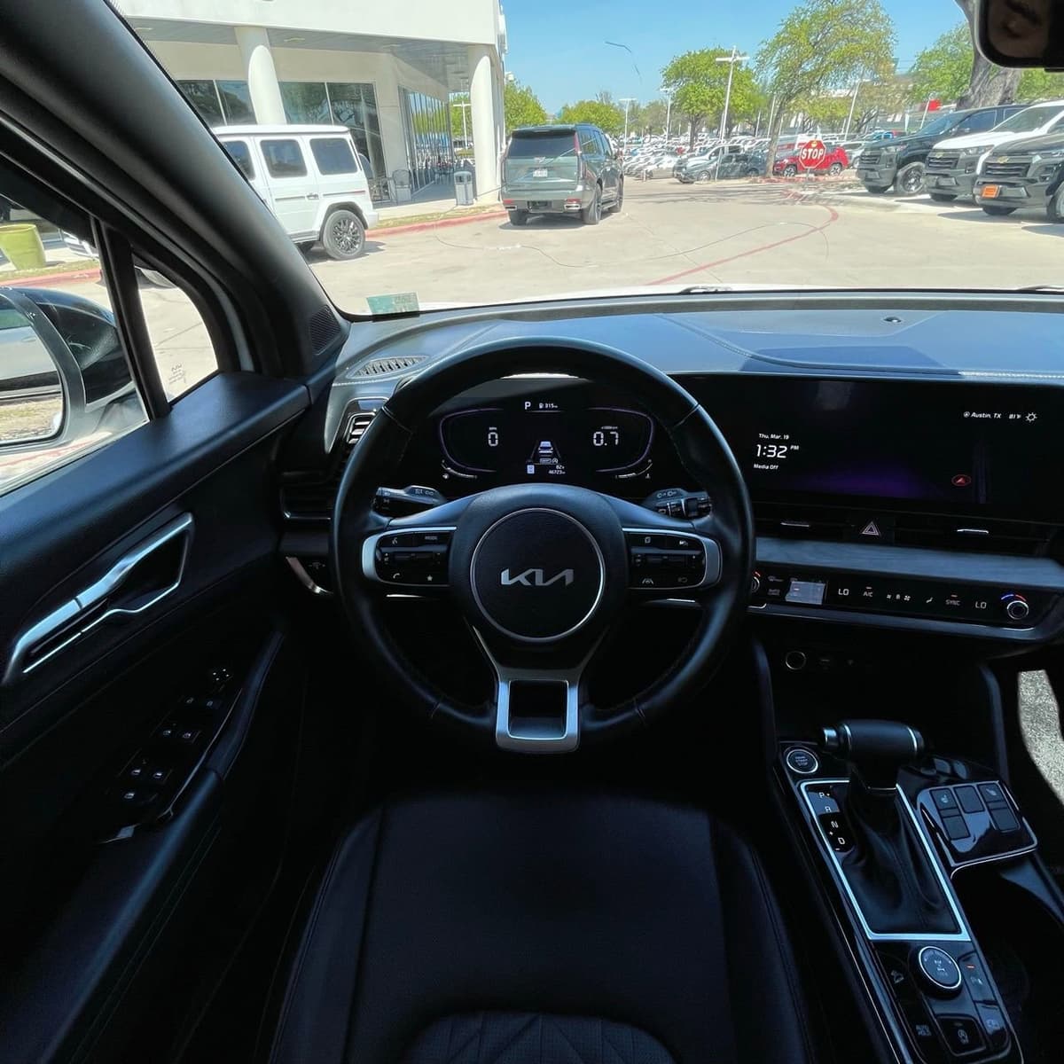 2024 Kia Sportage - Image 12