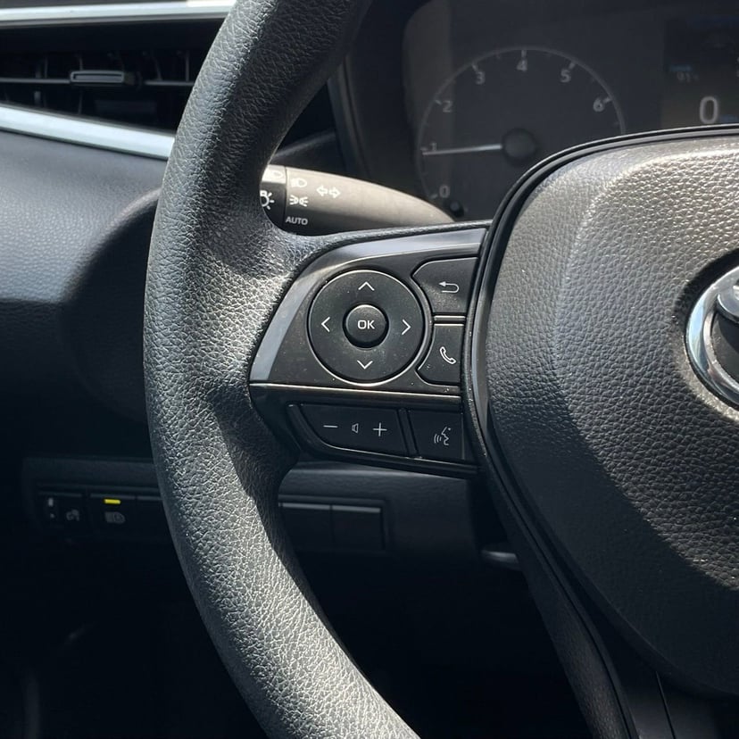 2025 Toyota Corolla - Image 13