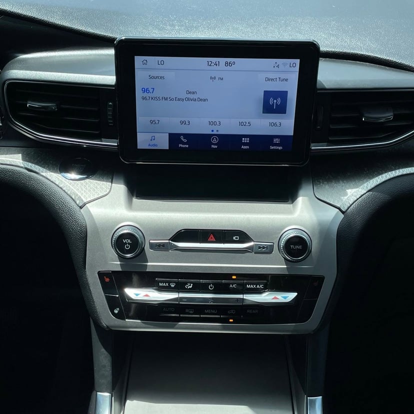 2022 Ford Explorer - Image 17