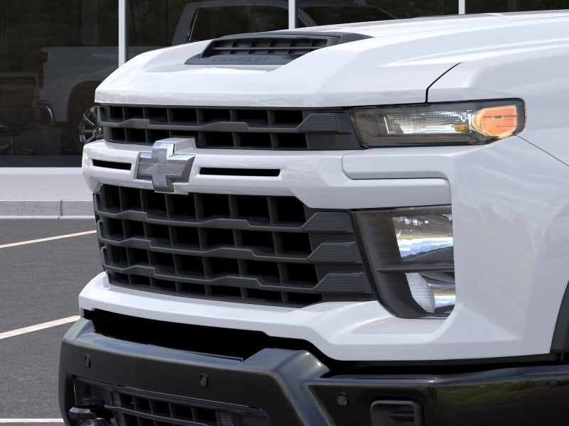 2026 Chevrolet Silverado 2500 HD - Image 13