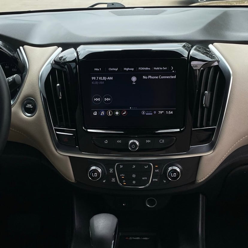 2023 Chevrolet Traverse - Image 18