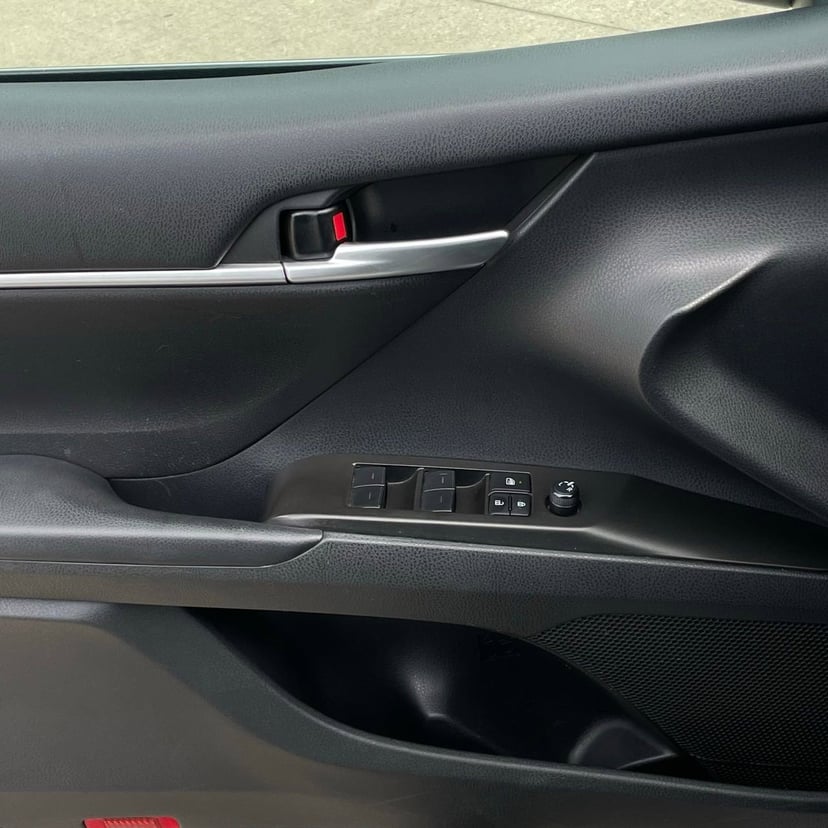 2023 Toyota Camry - Image 19