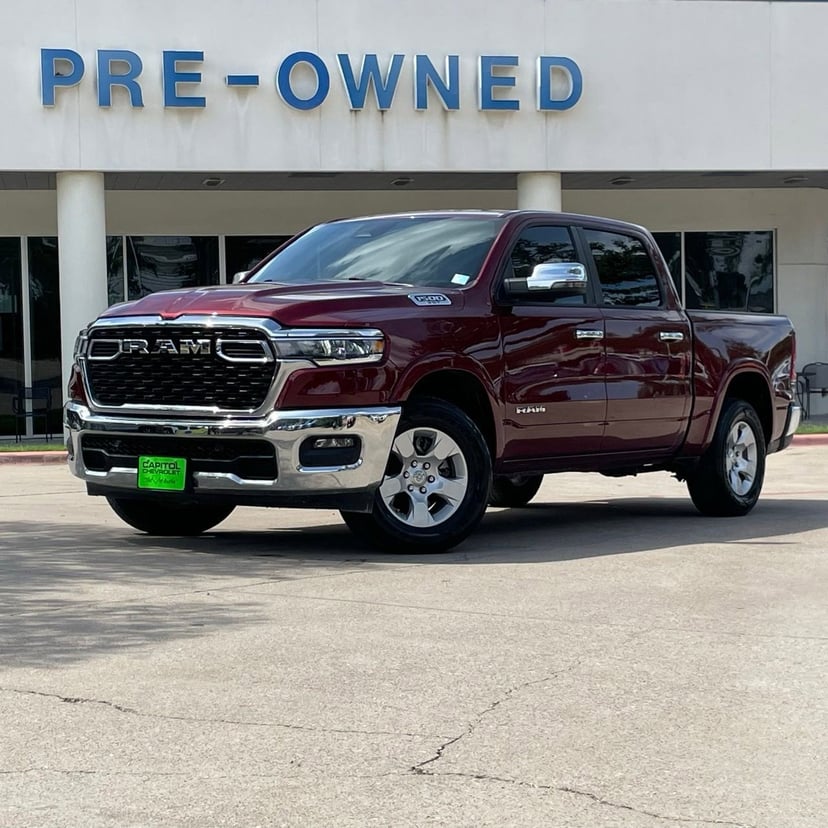 2025 Ram 1500 - Image 2