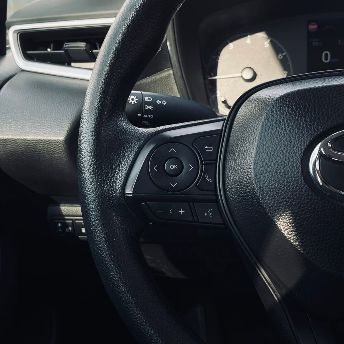 2024 Toyota Corolla - Image 14