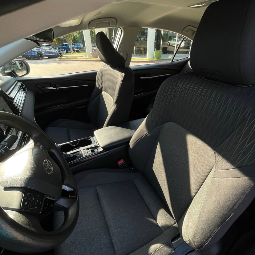 2025 Toyota Camry - Image 23