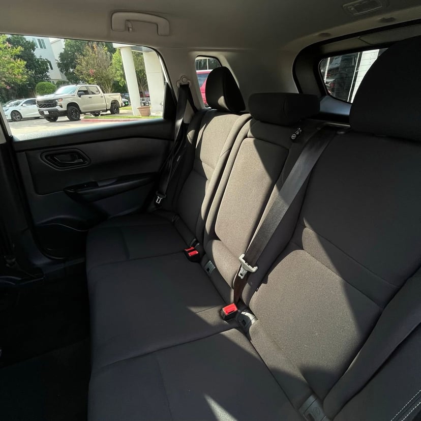 2024 Nissan Rogue - Image 23