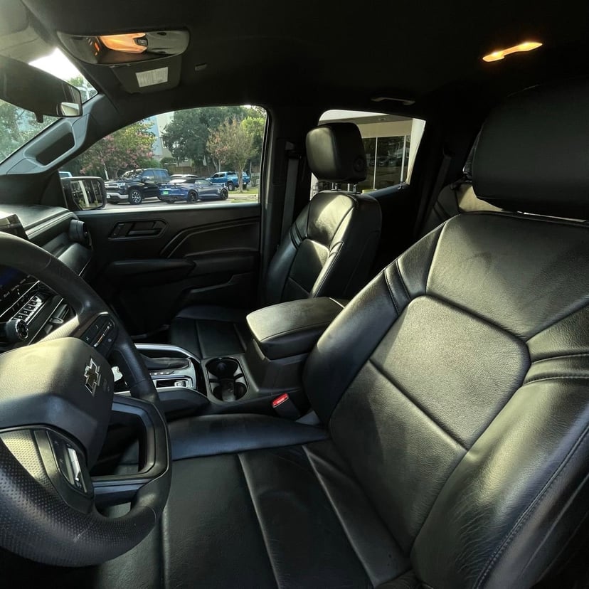 2023 Chevrolet Colorado - Image 22