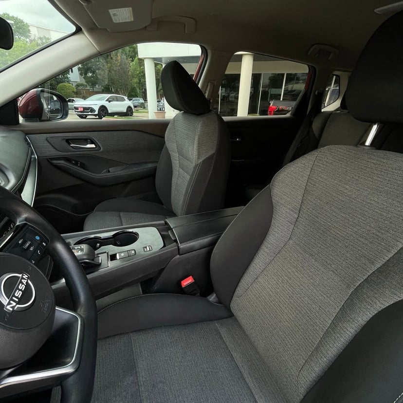 2023 Nissan Rogue - Image 22