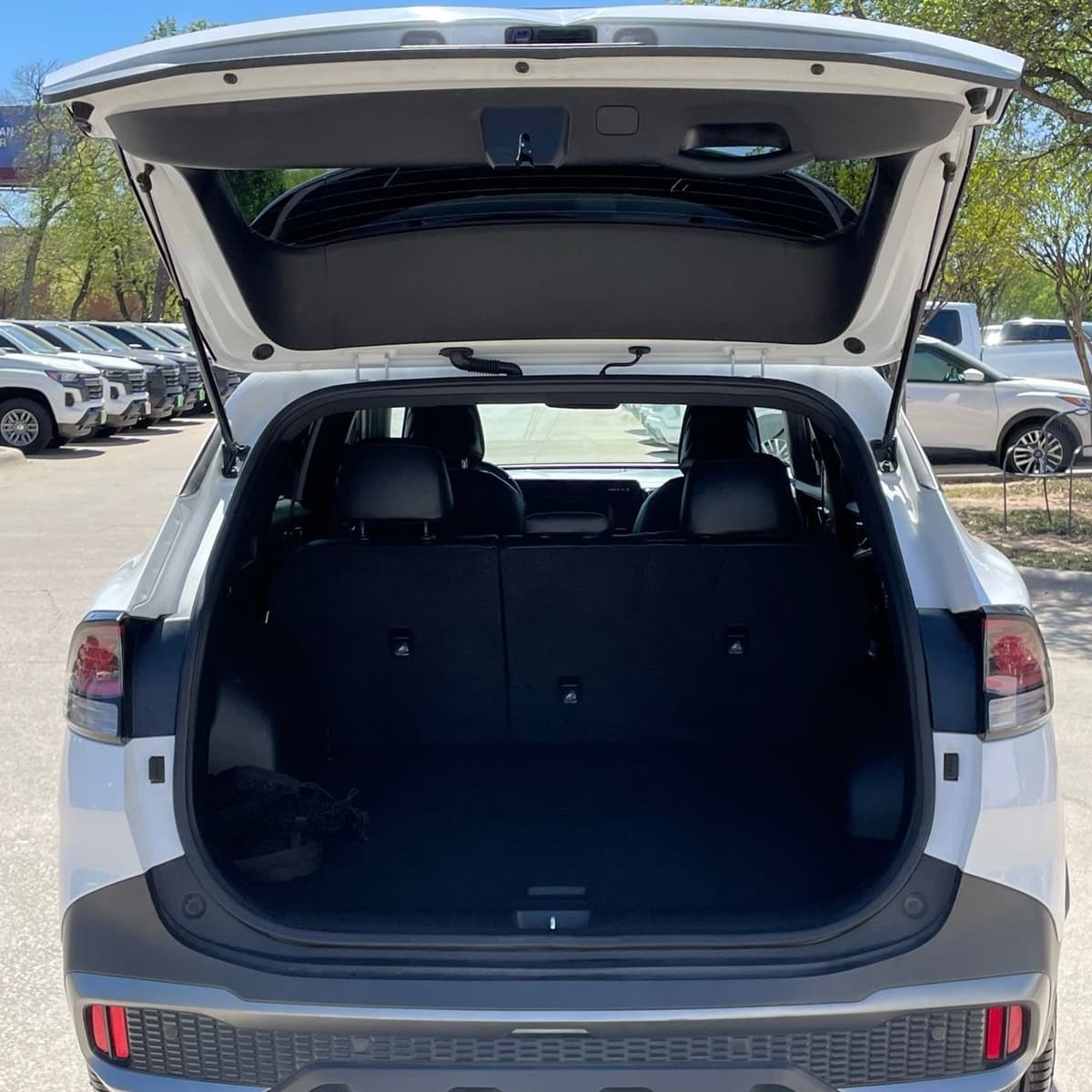 2024 Kia Sportage - Image 26