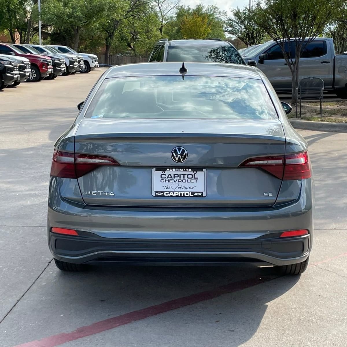 2024 Volkswagen Jetta - Image 5