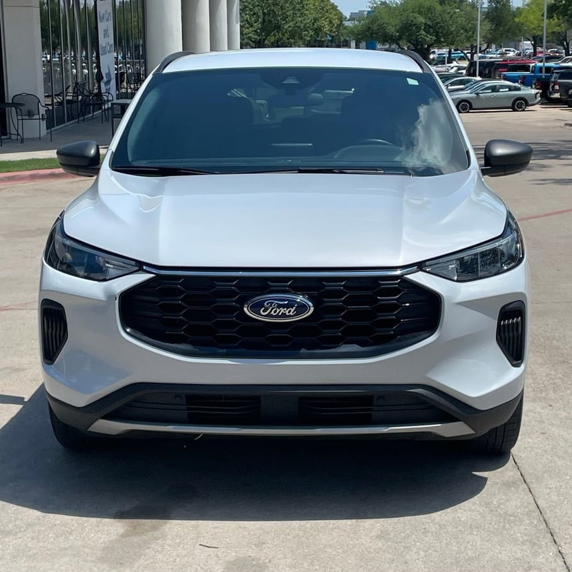 2025 Ford Escape - Image 6