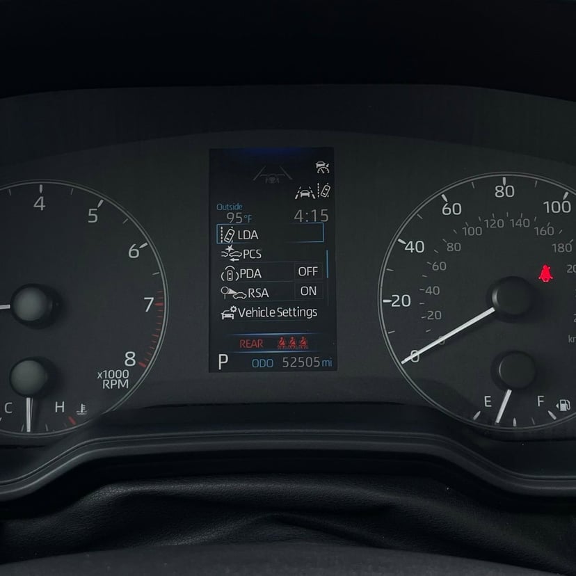 2024 Toyota Corolla - Image 16